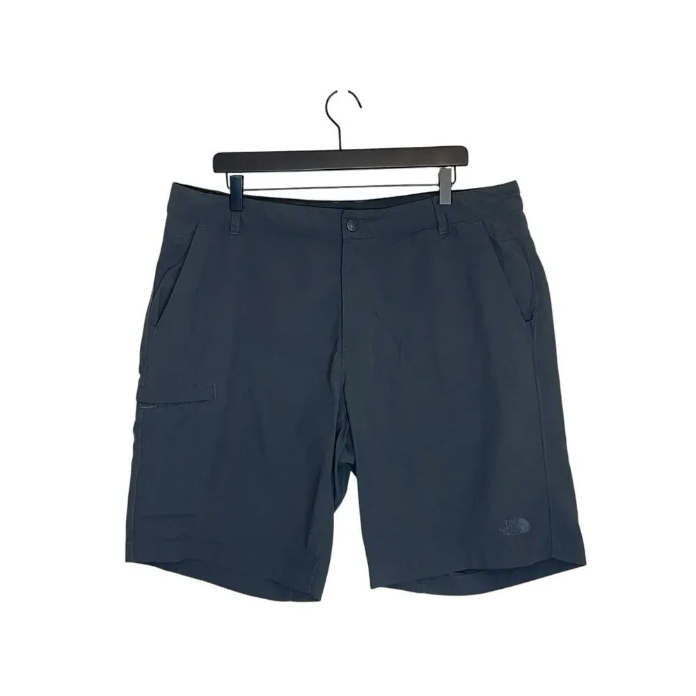 The North Face Men’s Shorts Dark Gray Size 38